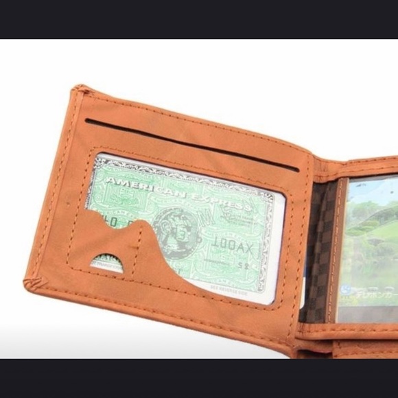 Men’s Leaf Pattern Wallet - Picture 9 of 10